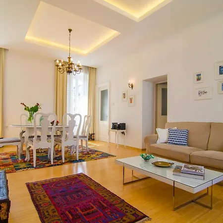 Gardino 1881 Apartment *