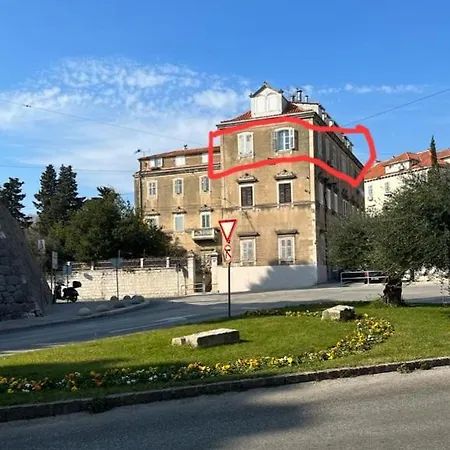 Gardino 1881 Apartment